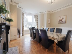 Dining - Arden House (Kingussie)