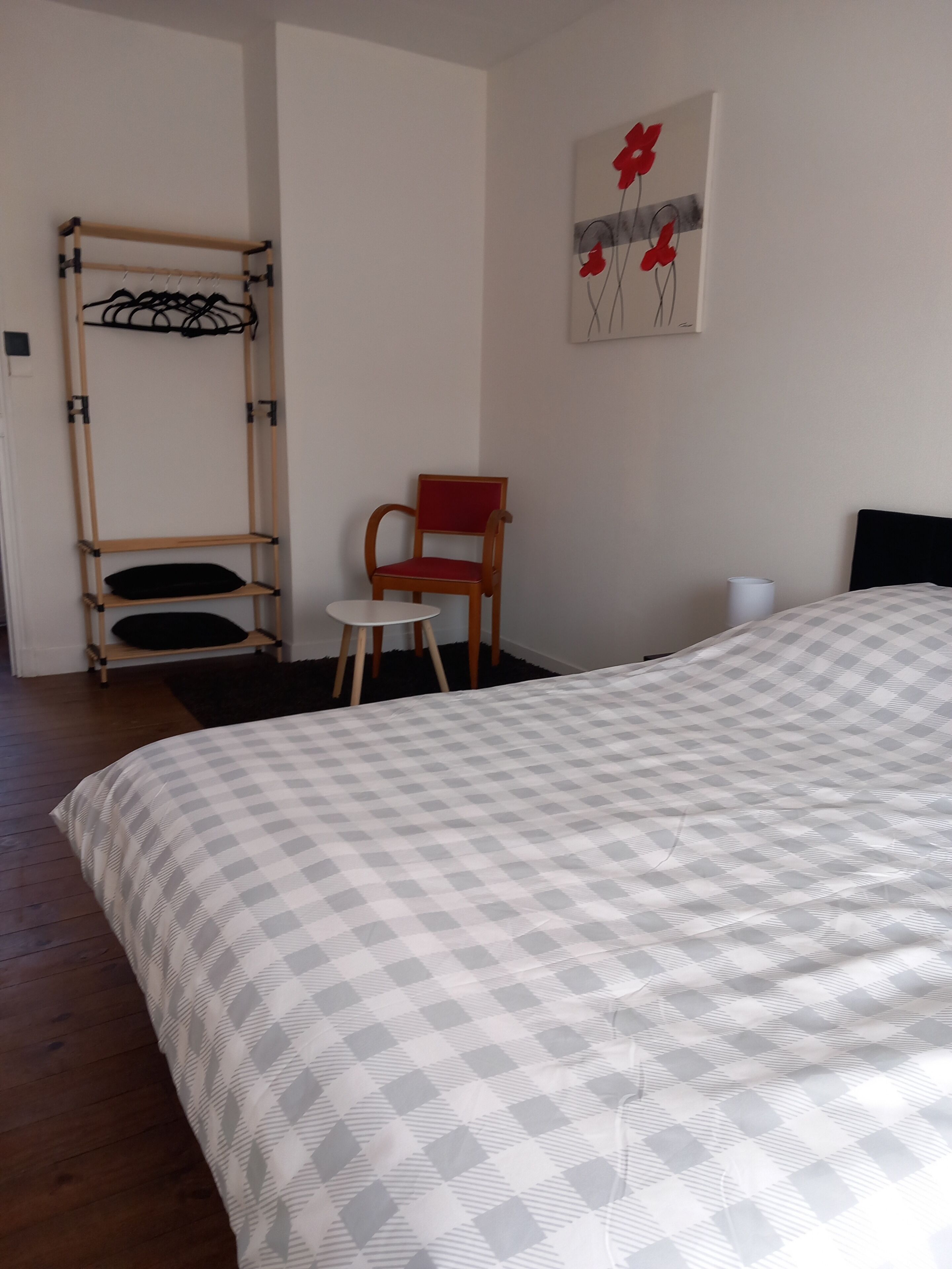 2 chambres, bureau, fer et planche à repasser, Wi-Fi gratuit