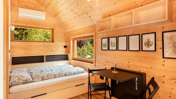 ๋ฒ ์ด์ง ์บ๋น, ์จ์ ์์กฐ, ๋ฆฌ์กฐํธ ์ ๋ง | ๊ฑฐ์ค ๊ณต๊ฐ | ์ฑ