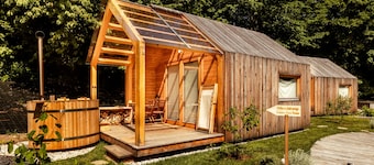 Glamping Mountain Fairy Tale
