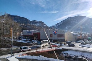 Parkplätze auf dem Gelände