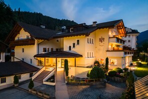 Front of property - Hotel Bischofhof - Bistro Jasmin (Chiusa)