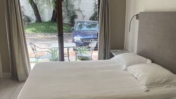 Habitación doble Confort | Camas con pillow-top, decoración personalizada y muebles diferentes