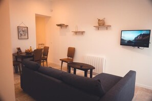 TV - Le “prévert”, Modern T3 Close to the Train Station (Tours)