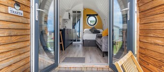Traeth Pod - UK46077