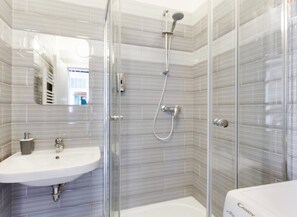 Basic Apartment | Bathroom - Beautiful Apartment in Prague (Prague)