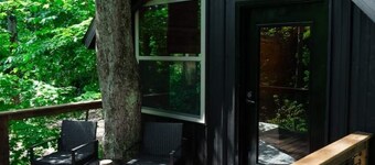 Secluded Cabin Minutes from Snow Trails & I-71