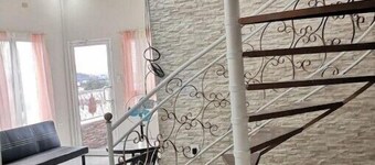 My Little Penthouse/Blvrd Morazan/Lomas/USA Embass