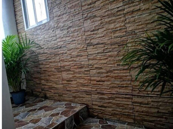 Interior - NiceApart/MorazanBlvrd/USAEmbass/Placer/Work/Lomas (TGU)