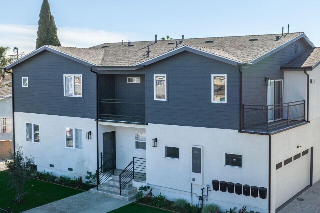 Stylish New home Near DTLA, Disneyland, SOFI