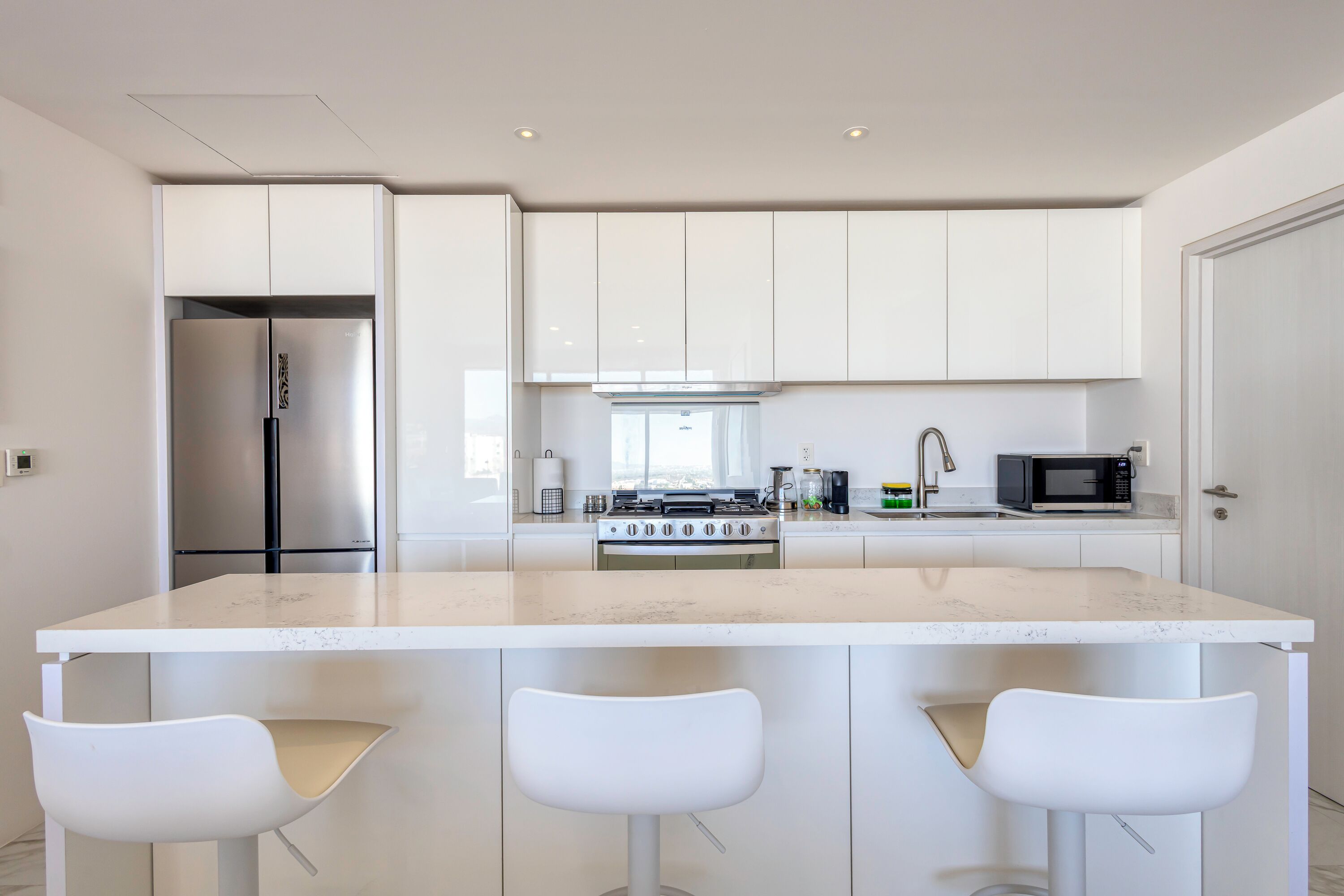 Departamento superior, 3 habitaciones, hidromasaje, vista a la ciudad | Cocina privada | Microondas, horno, parrilla de estufa y licuadora 