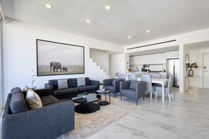 Superior Apartment, 3 Bedrooms, Hot Tub, City View | Living room | 65-inch Smart TV with digital channels, Netflix, streaming services
