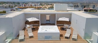 Lumina at Marea Cabo San Lucas