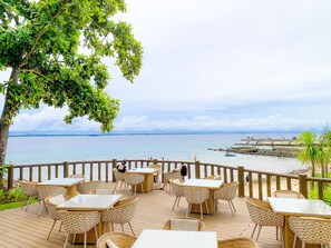 Private beach - ROOM for RENT in Mactan Newtown (Lapu-Lapu)