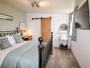 1 chambre, décoration personnalisée, ameublement personnalisé