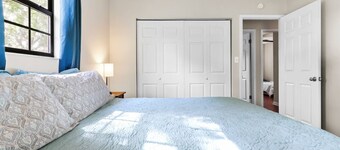 Riverview beatiful acre home Pet/RV/boat Friendly