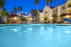 Pool - 5 Min walk from Strip on Formula 1 course (Las Vegas)
