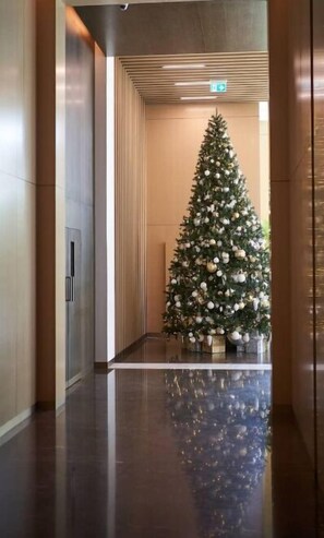 Interior - Classy Elegant 1 Bed Apartment JLT Hillside
 (Dubai)