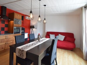 Interior - Tranquil Villa with Pool (Lézignan-Corbières)