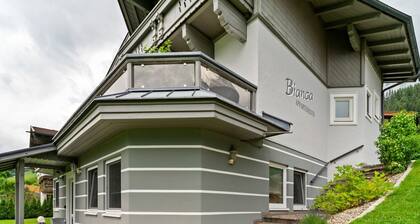 Apartment in Neukirchen near Ski Lift