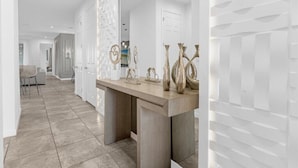 Interior - 7 Bedrooms/ 7 Bathrooms/ Solara Resort (8959 AD) (Kissimmee)
