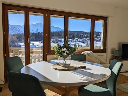 Sunny apartment with a beautiful view in Flims
