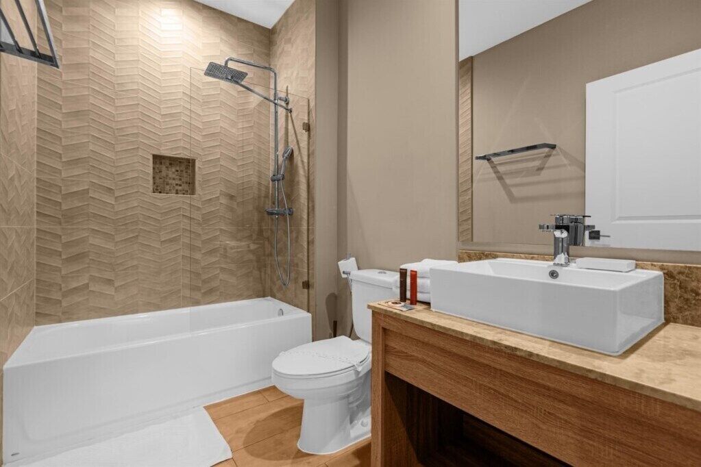 3082 rockefeller wy  030.jpg
