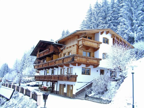 Apartment in Gerlosberg near Ski Lift