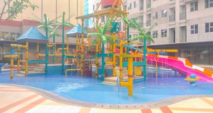 Minimalist Studio Transpark Juanda Bekasi Timur Apartment