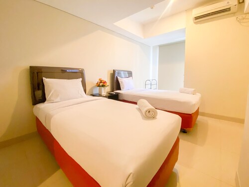 Minimalist Studio Room Marquis De Lafayette Apartment