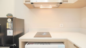 Unclassified image, 5 of 26, button - Modern Look 1Br Menara Jakarta Kemayoran Apartment (Jakarta)
