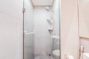 Leilighet | Bad | Dusj og håndklær