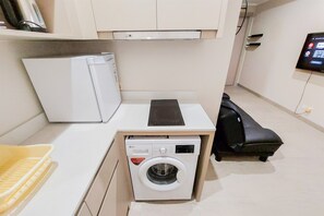 Lejlighed | Privat køkken | Køleskab/fryser i fuld størrelse, kogeplade