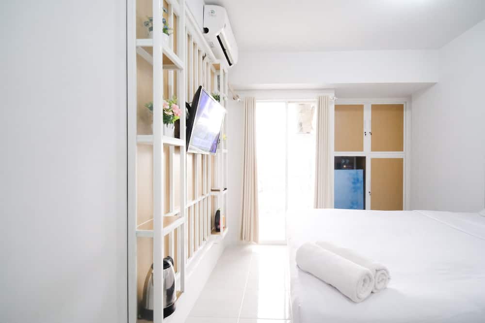 New Studio Apartment With Strategic Location At Suncity Residence