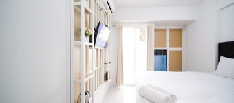 New Studio Apartment With Strategic Location At Suncity Residence