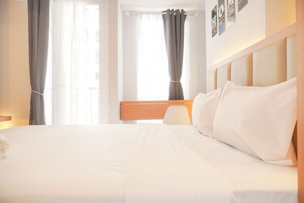 Studio | Free WiFi - Good Choice And Cozy Studio At Tokyo Riverside Pik 2 Apartment (Teluknaga)