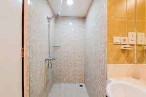 Estúdio | Banheiro | Chuveiro, toalhas de banho