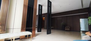 Exterior - Homey 3Br With Private Lift At Grand Sungkono Lagoon Apartment (Surabaya)