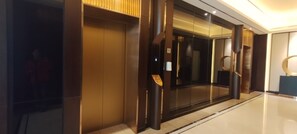 Exterior - Homey 3Br With Private Lift At Grand Sungkono Lagoon Apartment (Surabaya)