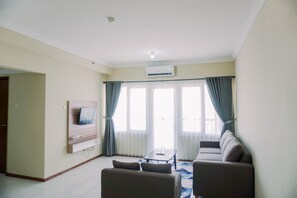 Living area - Well Furnished 2Br Grand Palace Kemayoran Apartment (Jakarta)