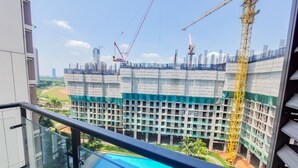 Exterior - Relaxing And Homey Studio Room Sky House Bsd Apartment (Pagedangan)