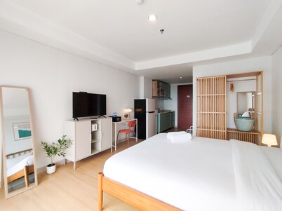 Metropolitan Studio Room Apartment Tamansari Tera Residence