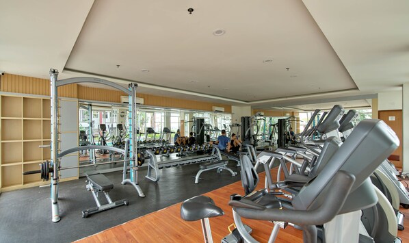 Fitness facility - Scenic Studio Room Apartment Vida View Makassar (Makassar)