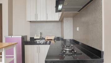 Apartemen | Dapur pribadi | Lemari es besar dan kompor