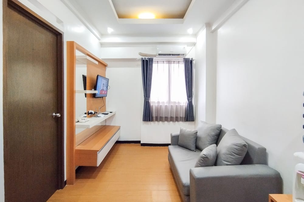 Modern 2Br At Apartment Suites @Metro