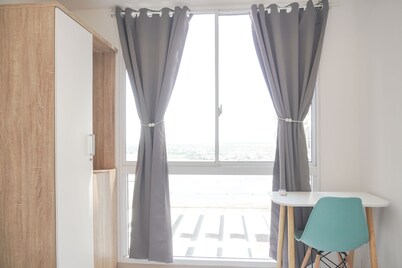 Good Price And Nice 2Br Tokyo Riverside Pik 2 Apartment