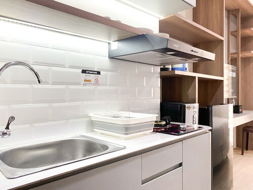 Homey And Well Design Studio Transpark Juanda Bekasi Timur Apartment