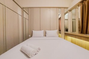 2 bedrooms, free WiFi - Spacious And Homey 2Br At Sky House Bsd Apartment (Pagedangan)