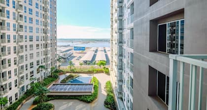 Spacious 2Br Combined Tokyo Riverside Pik 2 Apartment