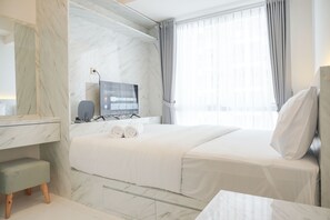 Interior - Well Furnished And Homey 2Br Tokyo Riverside Pik 2 Apartment (Teluknaga)